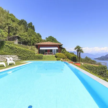 Villa Falcone 3 Bedrooms 6 Pax Belgirate