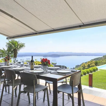 Falcone 3 Bedrooms 6 Pax Villa Belgirate