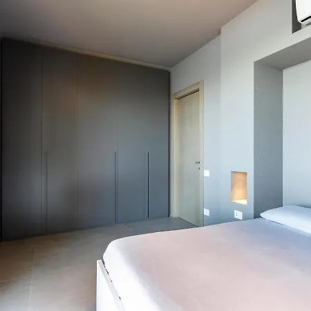 Falcone 3 Bedrooms 6 Pax Villa
